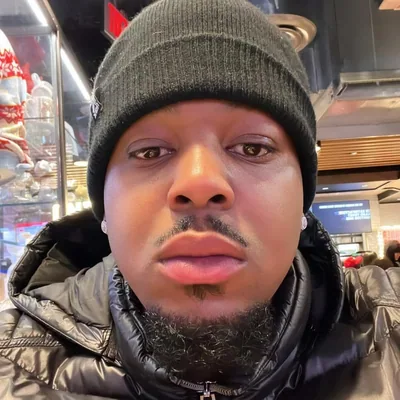 @1jaywoods profile image