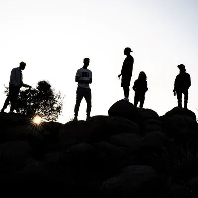 @2lotlive profile image