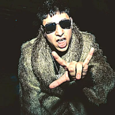 @2uuworldwide profile image