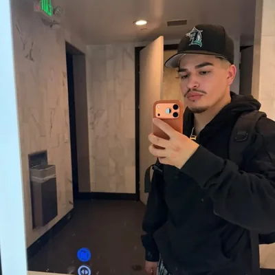 @323_jeremyy profile image