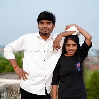 @_.varsha__.04 profile image
