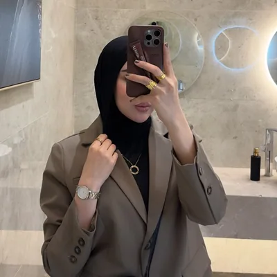 @_1ujt profile image