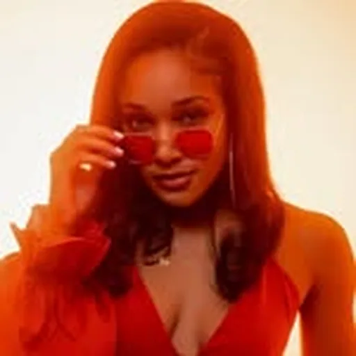 @__ally__b profile image