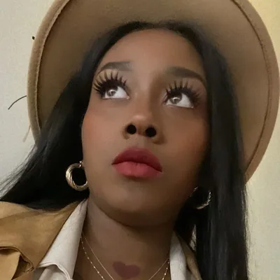 @__iamsharr profile image