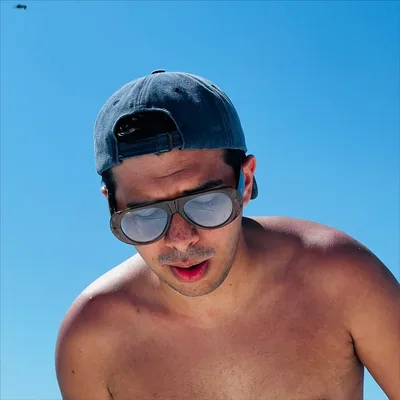 @__santibravo profile image