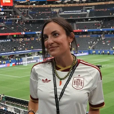 @_anagildersleeve profile image