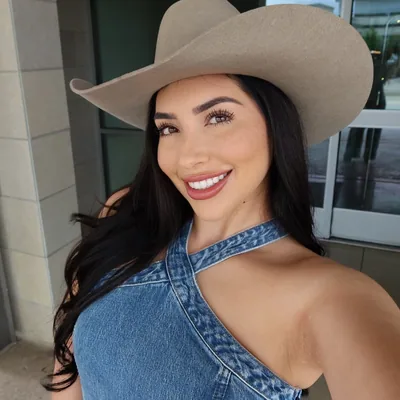 @_ashmadison profile image