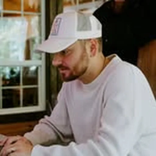 @_carvello profile image