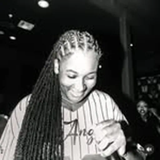 @_djshanli profile image