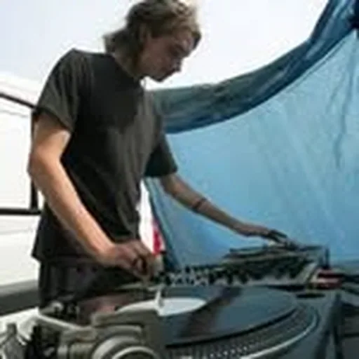 @_dwarde profile image
