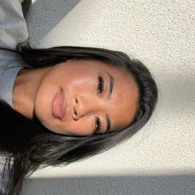 @_journeyrene profile image