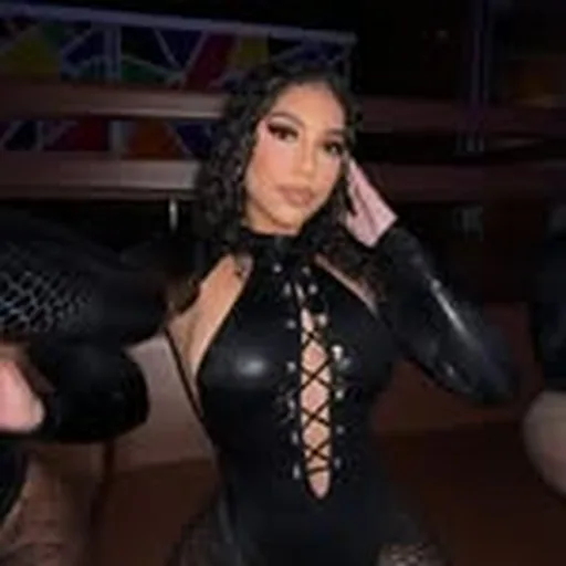@_julanie profile image