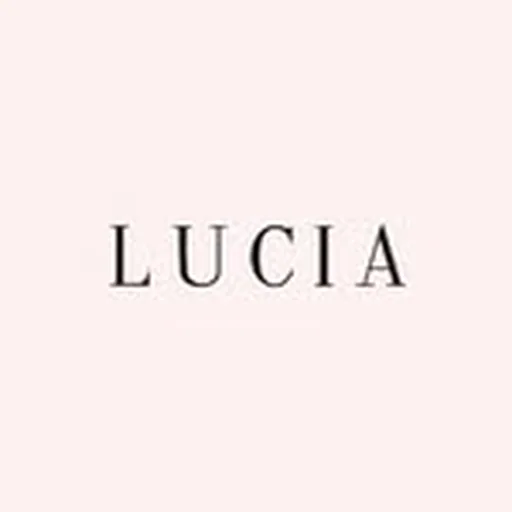 @_luciaofficial profile image