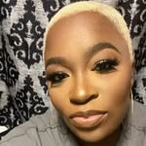 @_mekstyles_ profile image