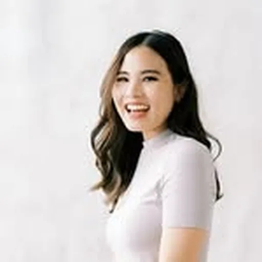 @_michelleclemen profile image