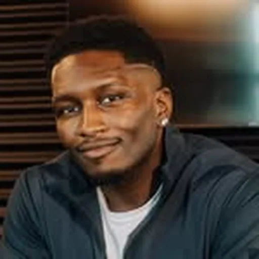 @_nandeezy profile image