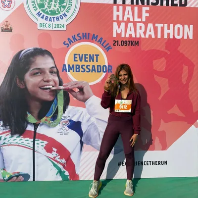 @_stayfitwithdisha_6 profile image