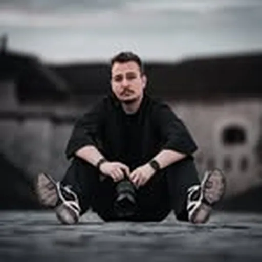 @_szeles_ profile image