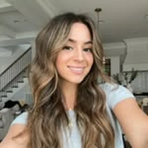 @_taliascott profile image