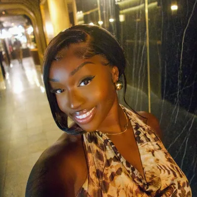 @_thisisamina profile image