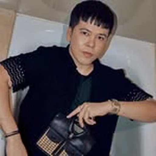 @_vinorias profile image