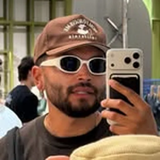 @_zackruben profile image