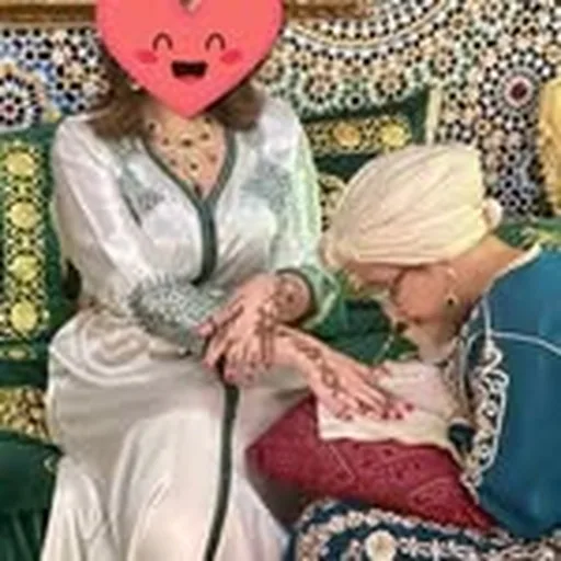 @_zinebhenna profile image