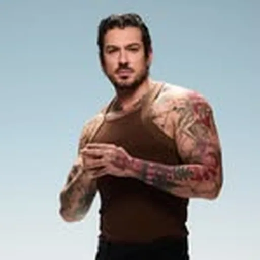 @aarongilllacer profile image