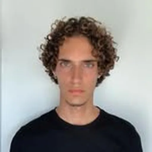 @adamrom profile image