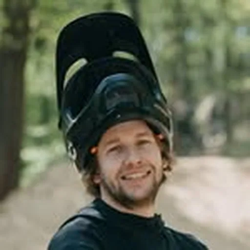 @adamsemerak profile image