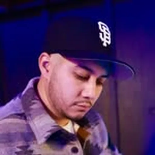 @adelantemusic profile image