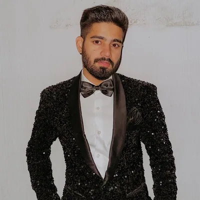@adil_bajwa_ profile image
