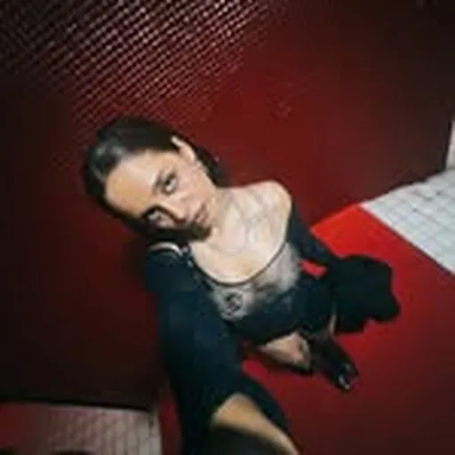 @adrianaterren profile image