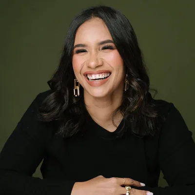 @adriannagholguin profile image