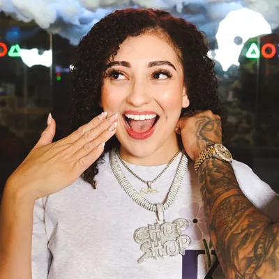 @adventuresbyanny profile image