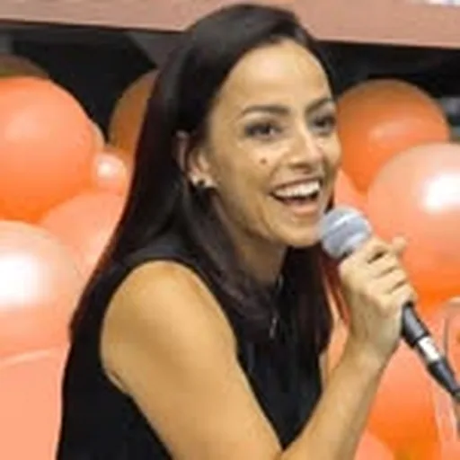 @agathamoraesoficial profile image