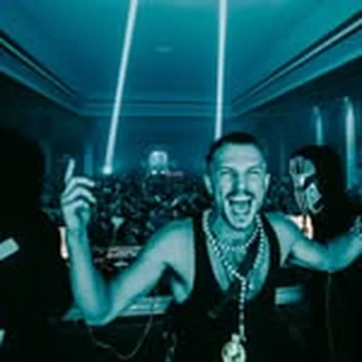 @akrizamusic profile image