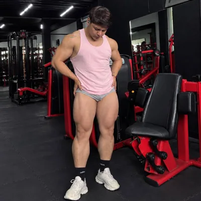 @ale_estrada_oficial profile image