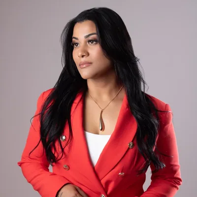 @aleairesnaildesigner profile image