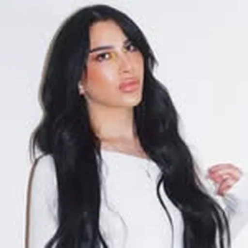 @alexalaflor profile image