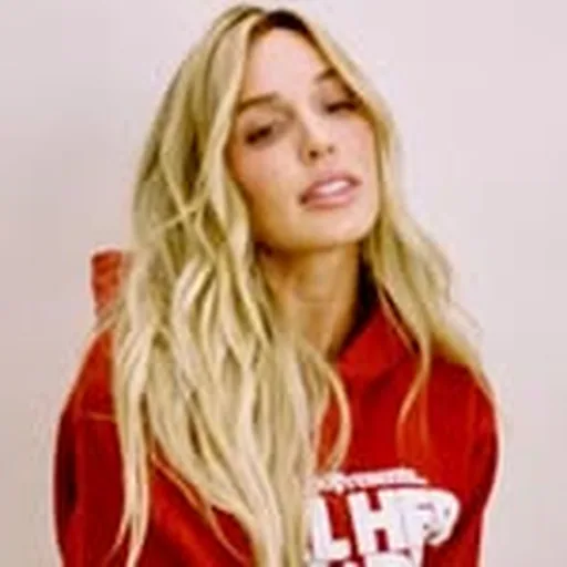 @alexandracooper profile image