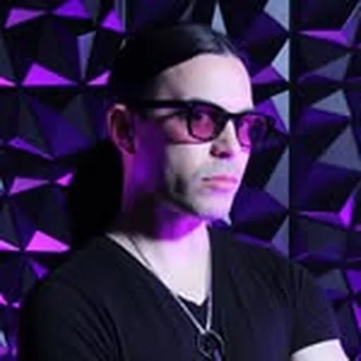 @alexcrescioni profile image