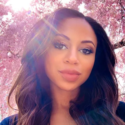 @alexholleytv profile image