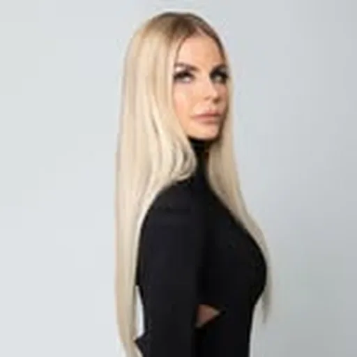 @alexiae_says profile image