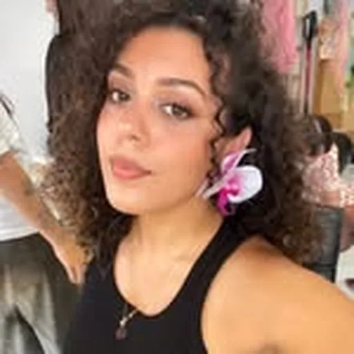 @alexiamzallag profile image