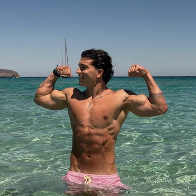 @alexvalinoo profile image