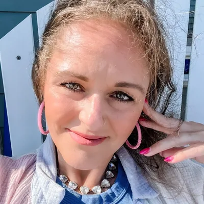 @alis0n_west profile image
