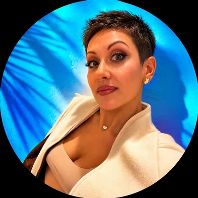@allapalmazzurra profile image