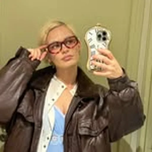 @alli.alli.alli.alli profile image