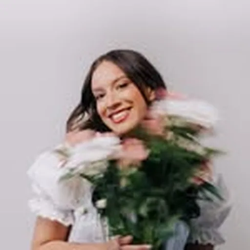@alyrahanais profile image